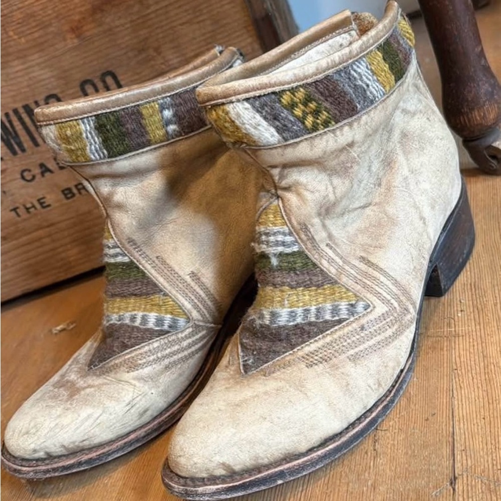 FREEBIRD by Steven Aztec distressed Leather Ankle Boots RARE!! Boho festival